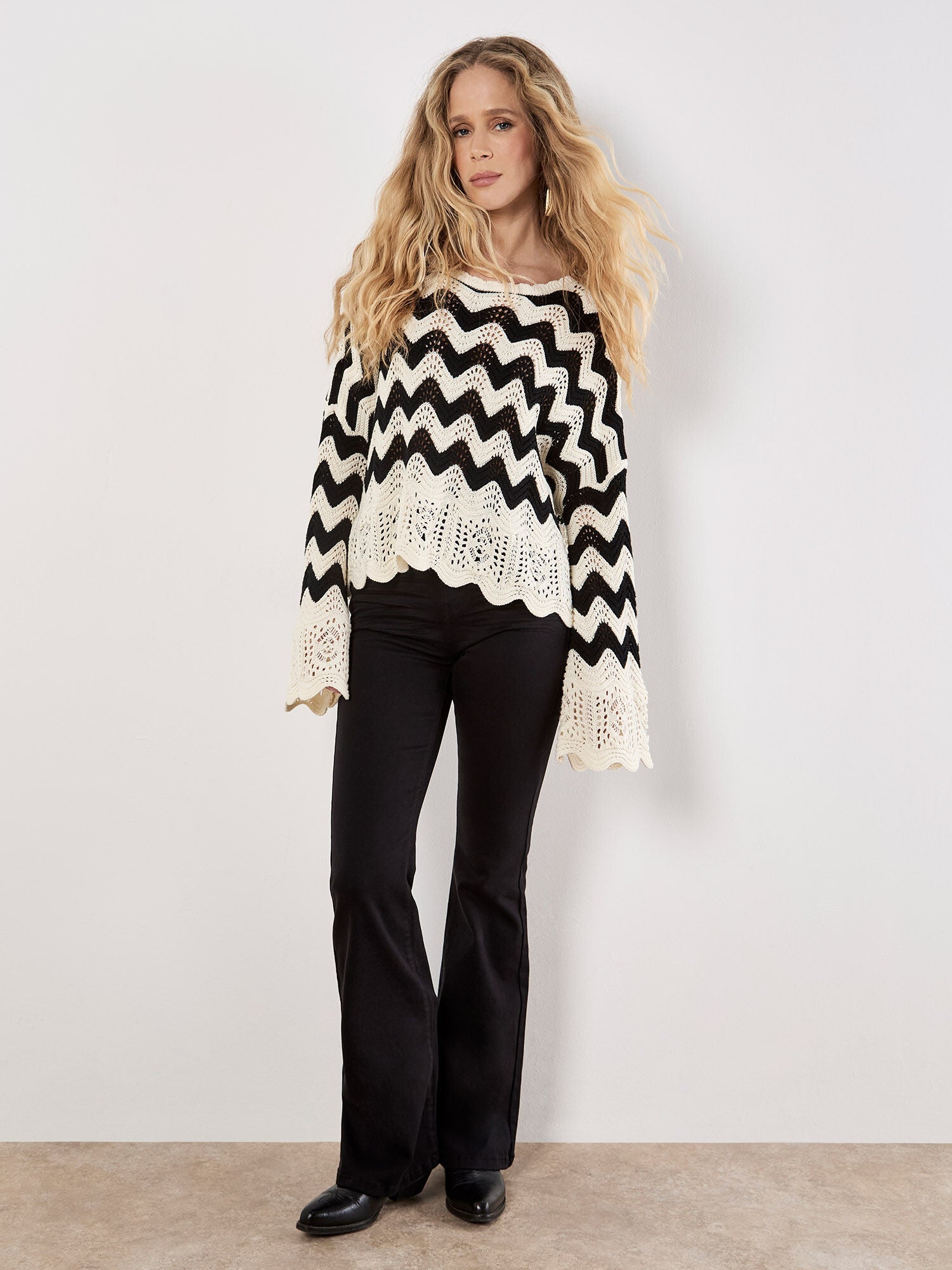 Apricot Chevron Knit SweaterSweatersPosh Boutique