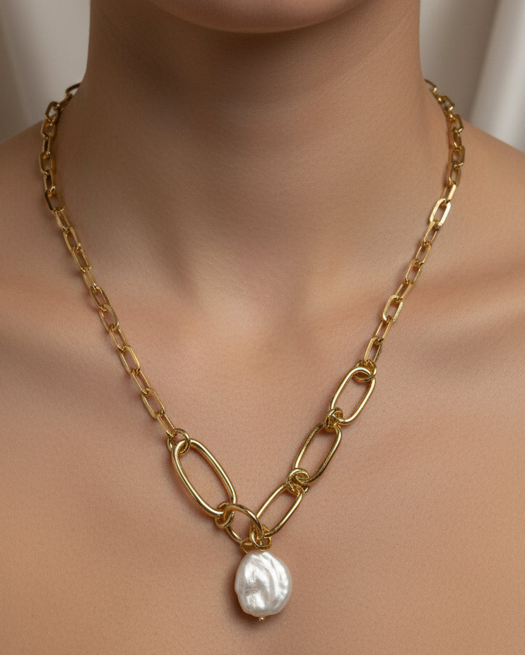 Enid NecklaceJewelryPosh Boutique