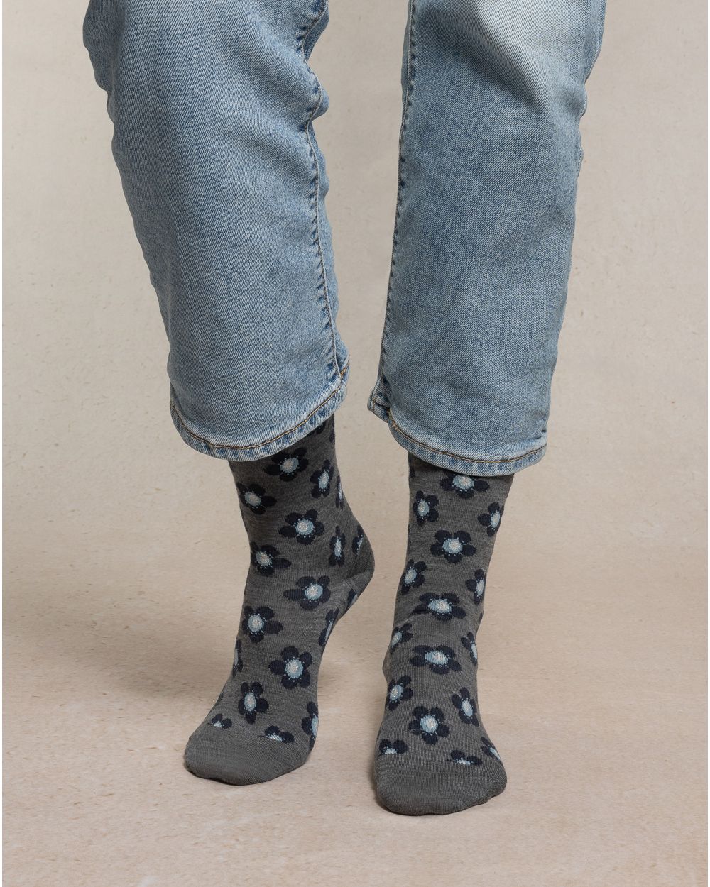 Fine Flower SocksSocksPosh Boutique