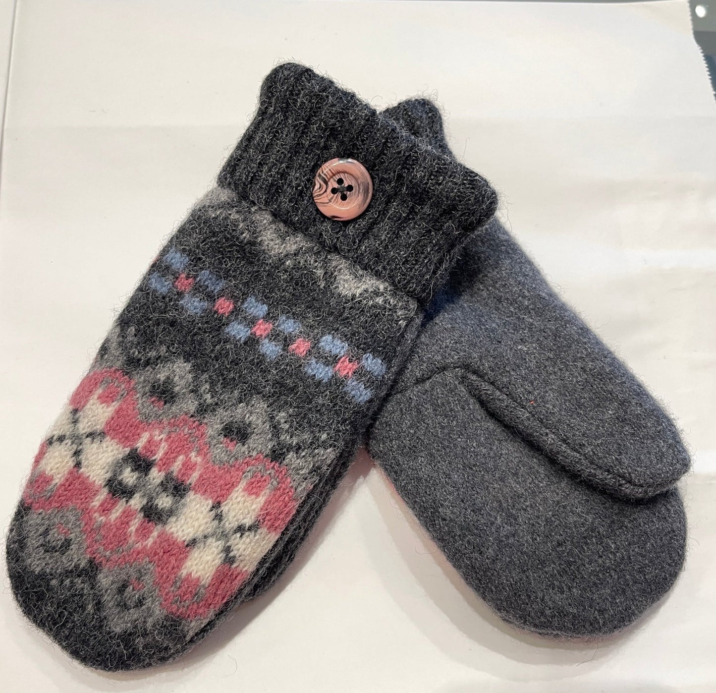 Grace MittensPosh Boutique