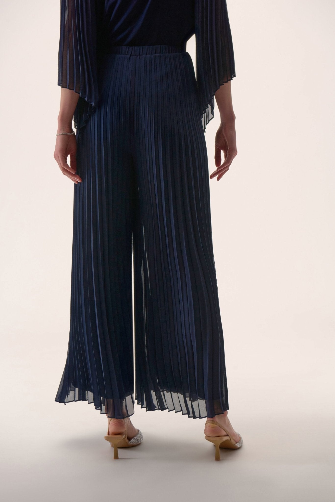 Joseph Ribkoff Pleated PantBottomsPosh Boutique