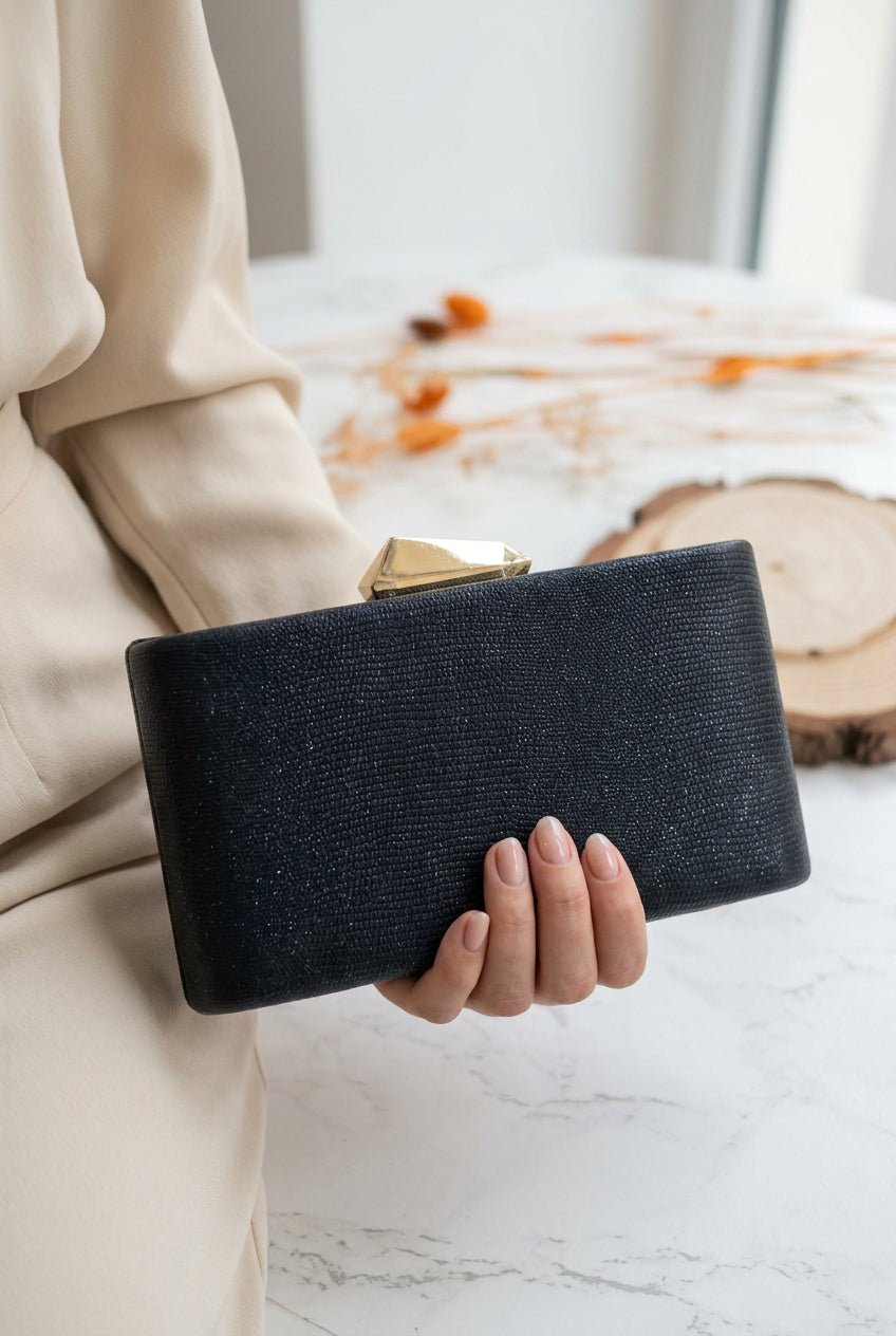 Suzette ClutchHandbagsPosh Boutique