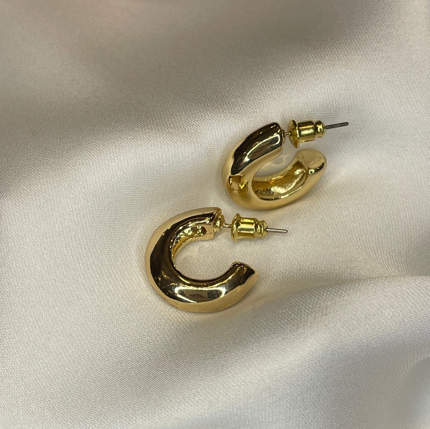 Vega EarringsJewelryPosh Boutique