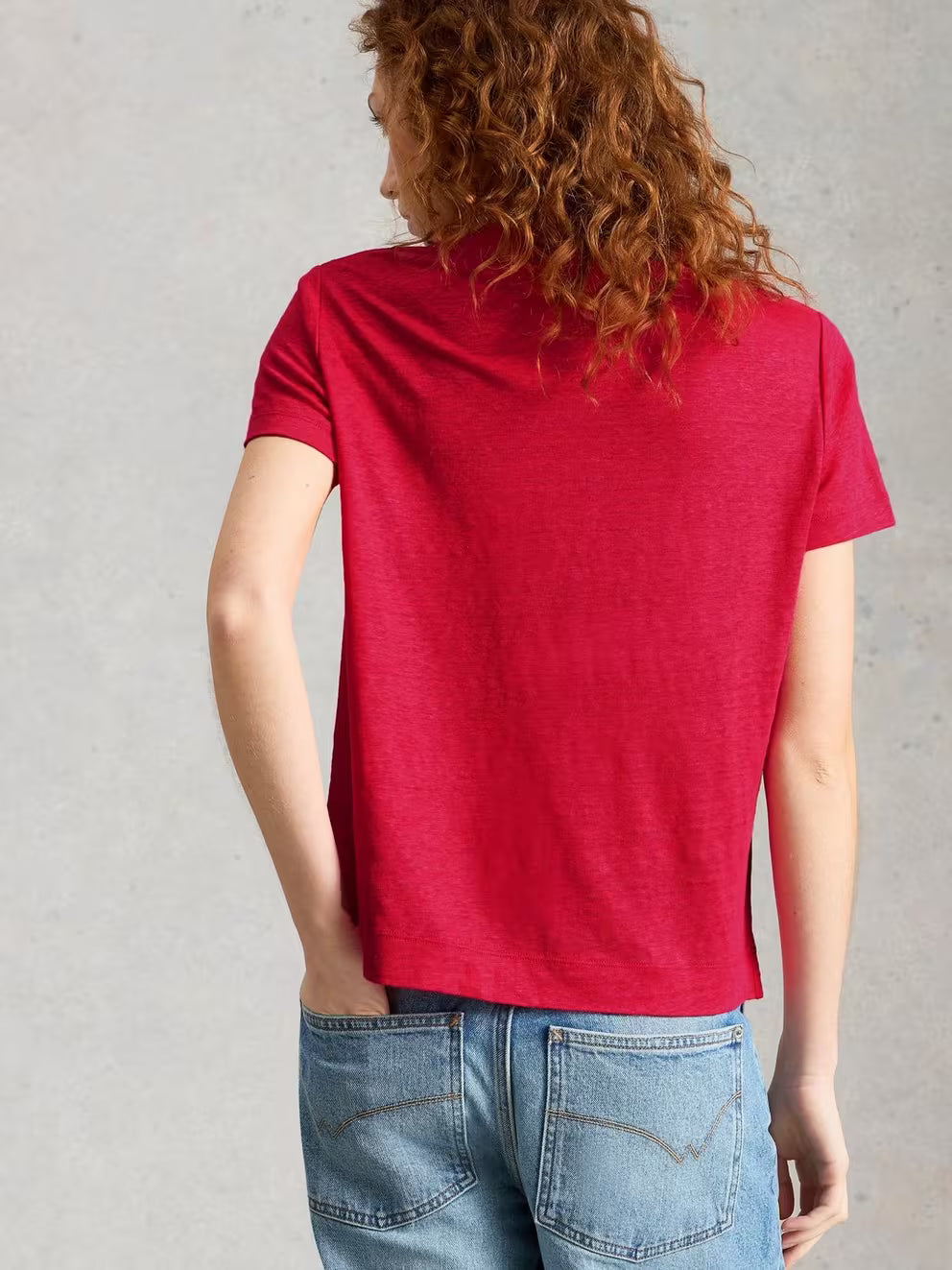 Susie V-Neck Linen Tee