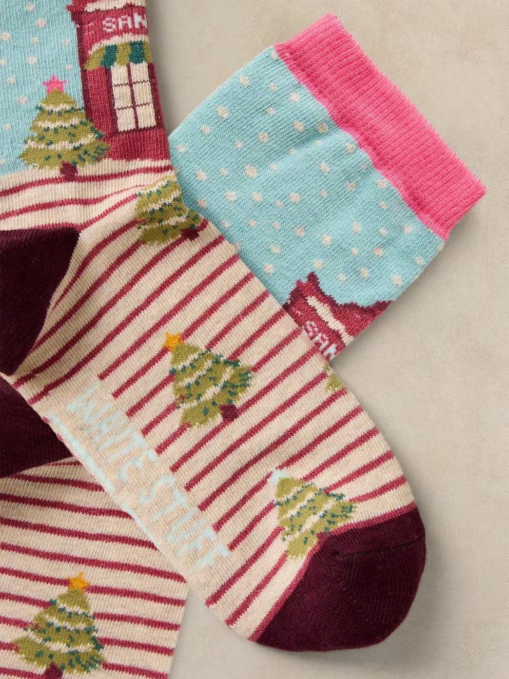 Santas Shop Christmas Cracker Socks