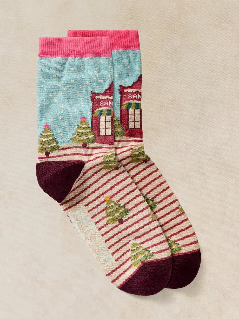 Santas Shop Christmas Cracker Socks