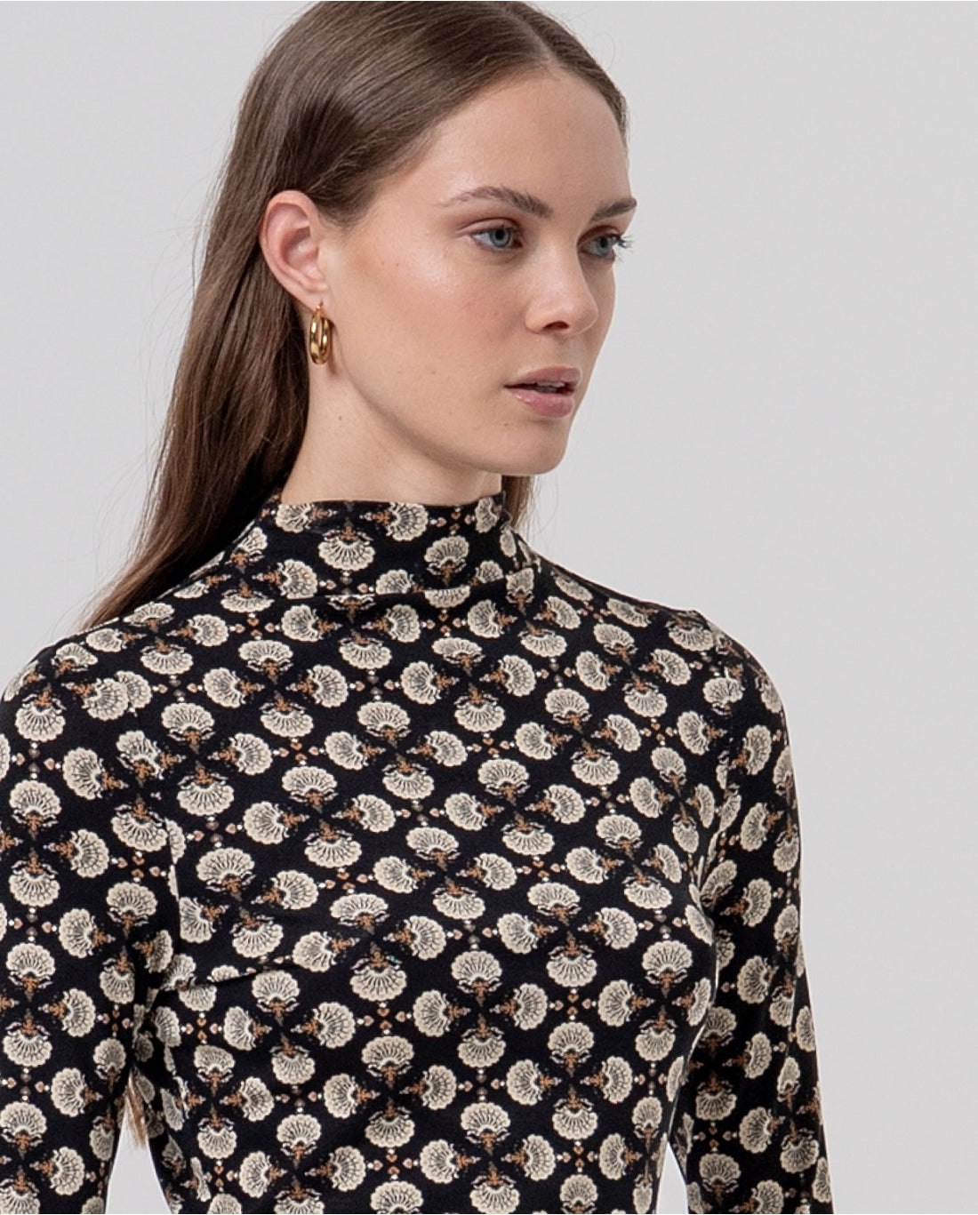 Geometric Print High-neck Top