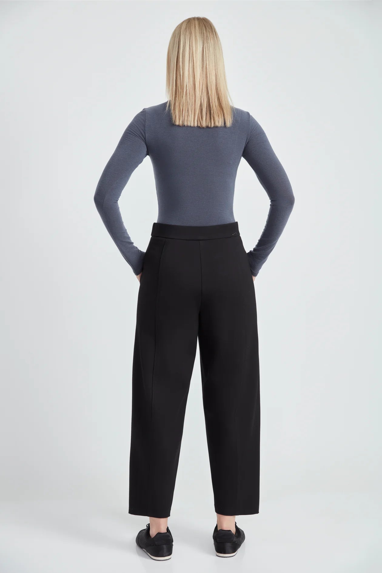 Up! Barrel-Leg Pants