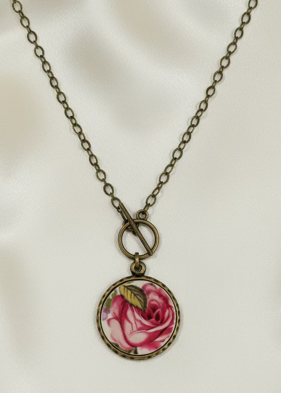 "Rosa" Antique China Necklace