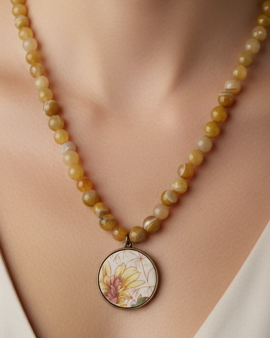 "Agate" Beaded Antique China Necklace