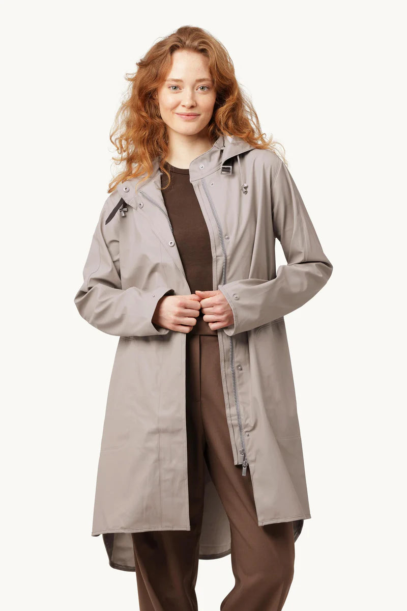 Classic Atmosphere Raincoat