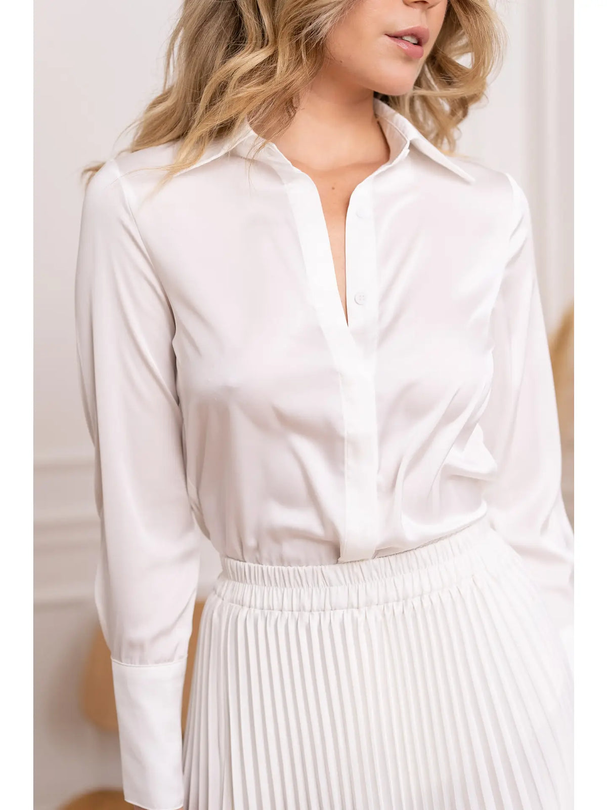 Léa White Satin Blouse