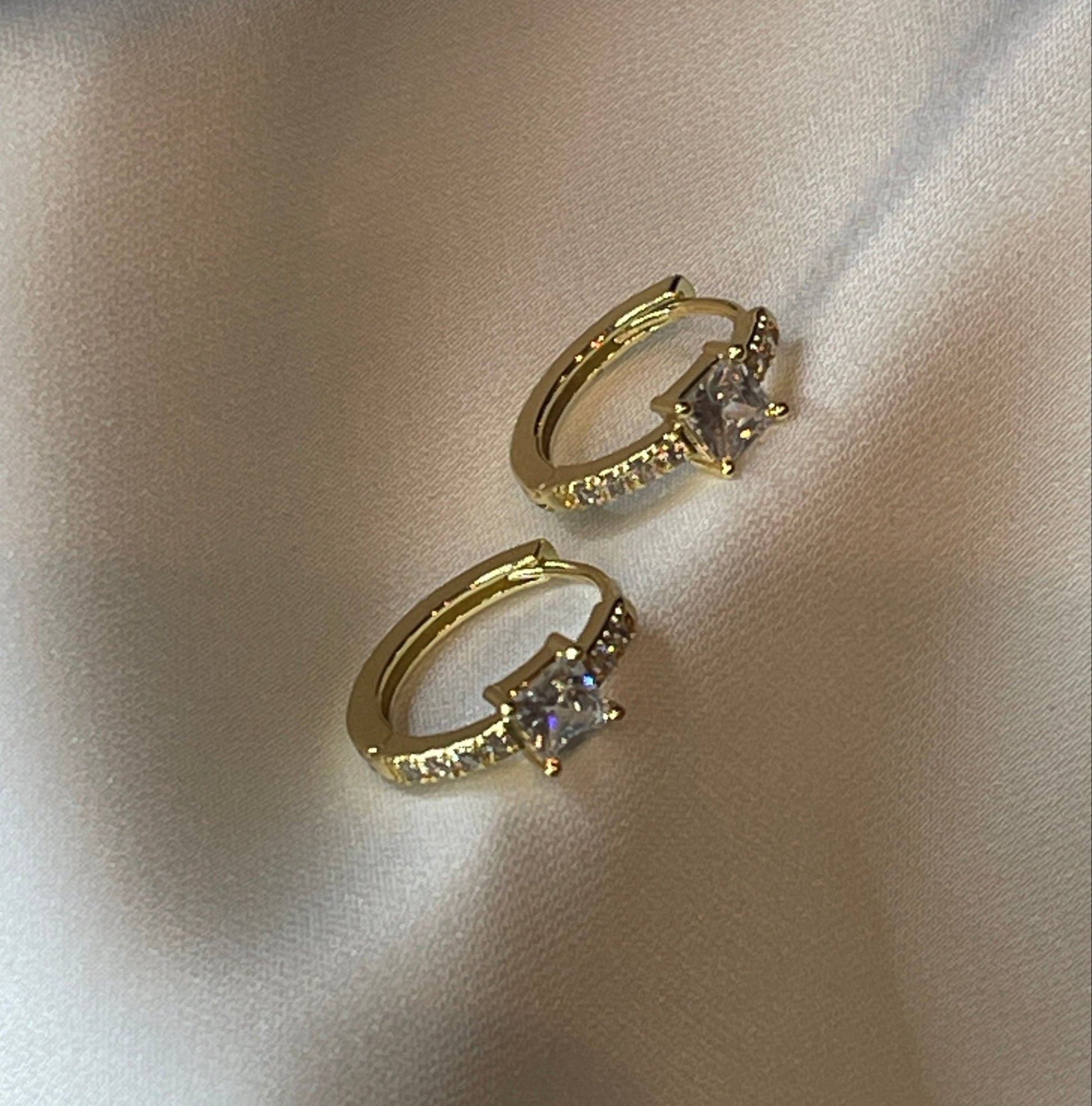 Anastasia EarringsJewelryPosh Boutique