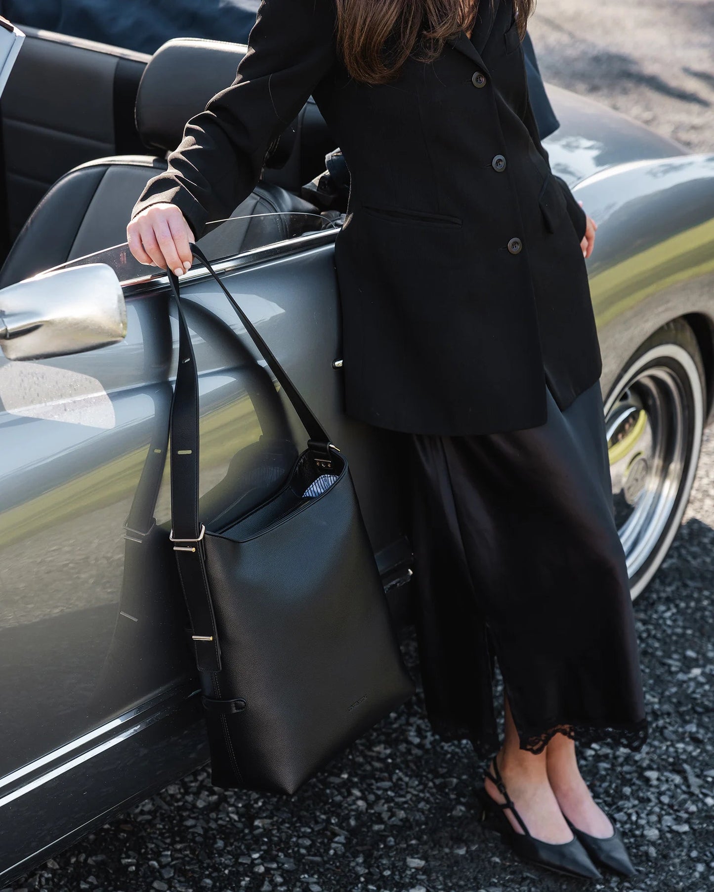 Audrey Black Bucket BagHandbagsPosh Boutique