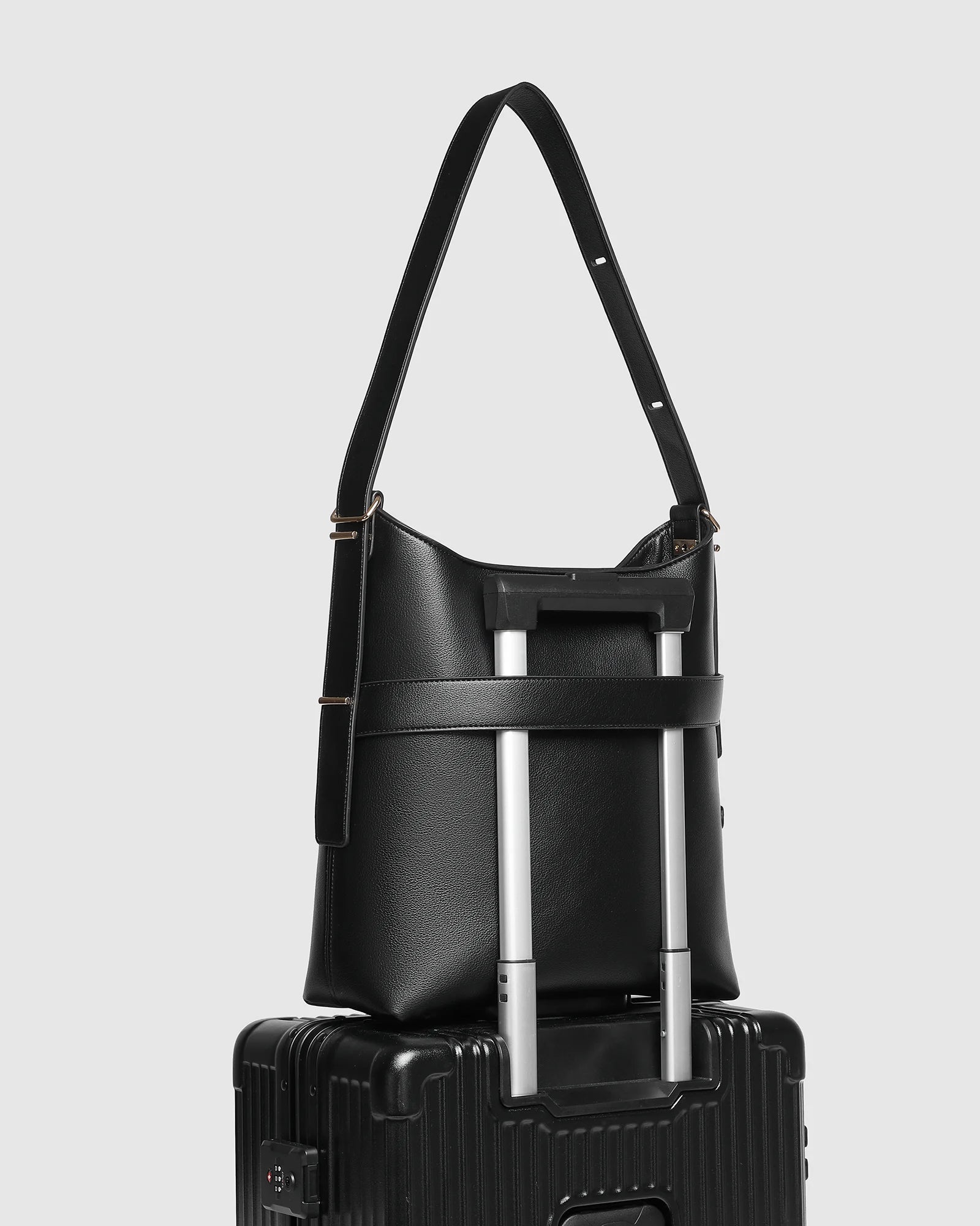 Audrey Black Bucket BagHandbagsPosh Boutique