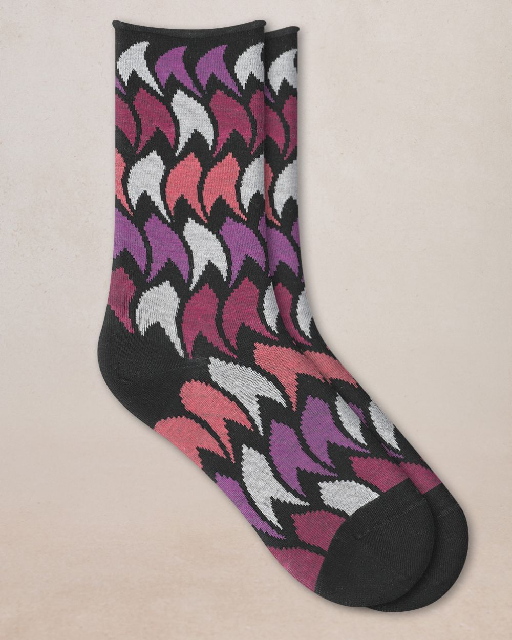 Wavy Feathers Socks