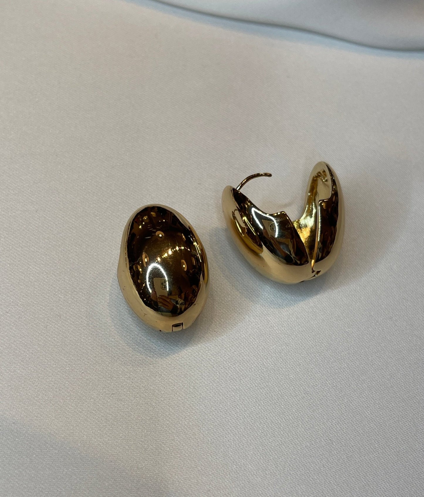 Clamshell EarringsJewelryPosh Boutique