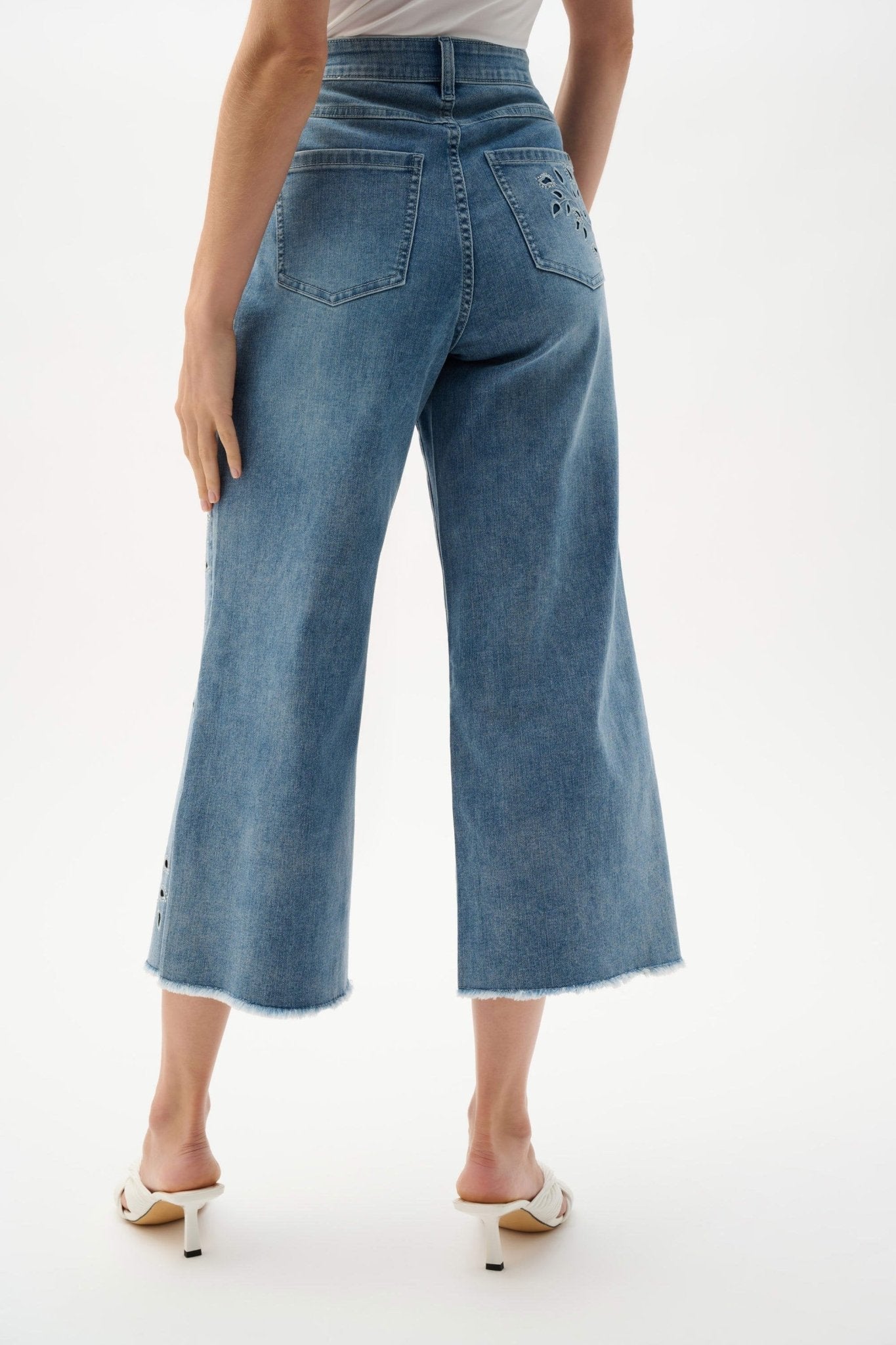 Cut - out Appliqué Crop JeansPantsPosh Boutique