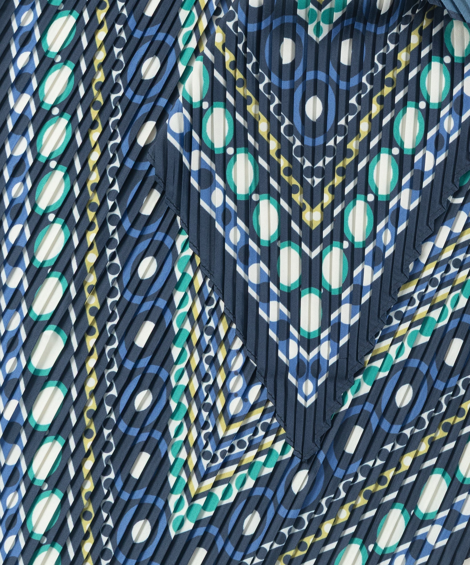 Dots on Dots Pleated Diamond ScarfPosh Boutique