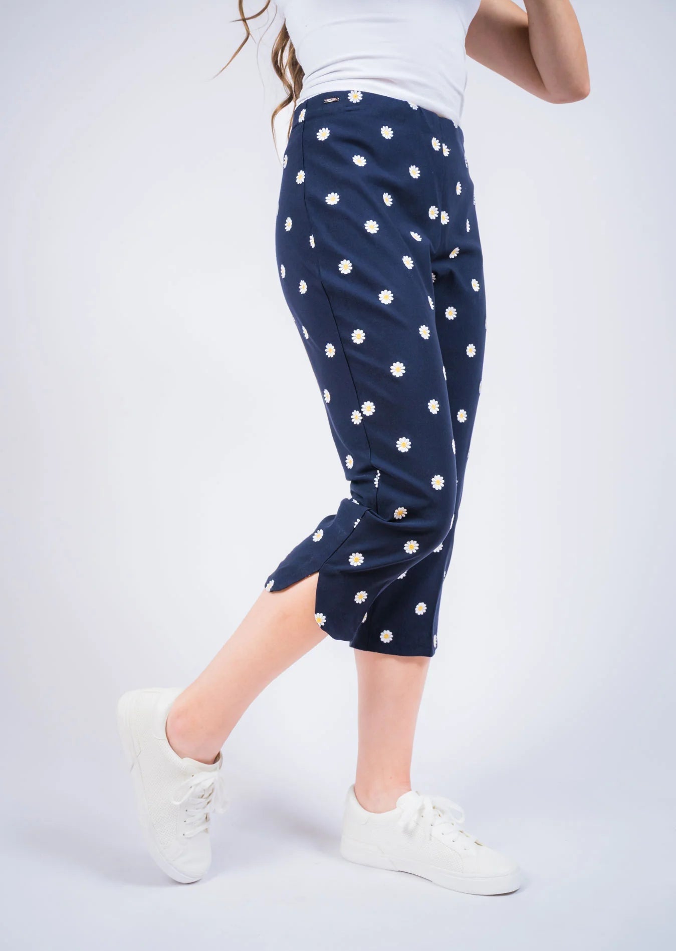 Embroidered Tulip Hem CapriBottomsPosh Boutique