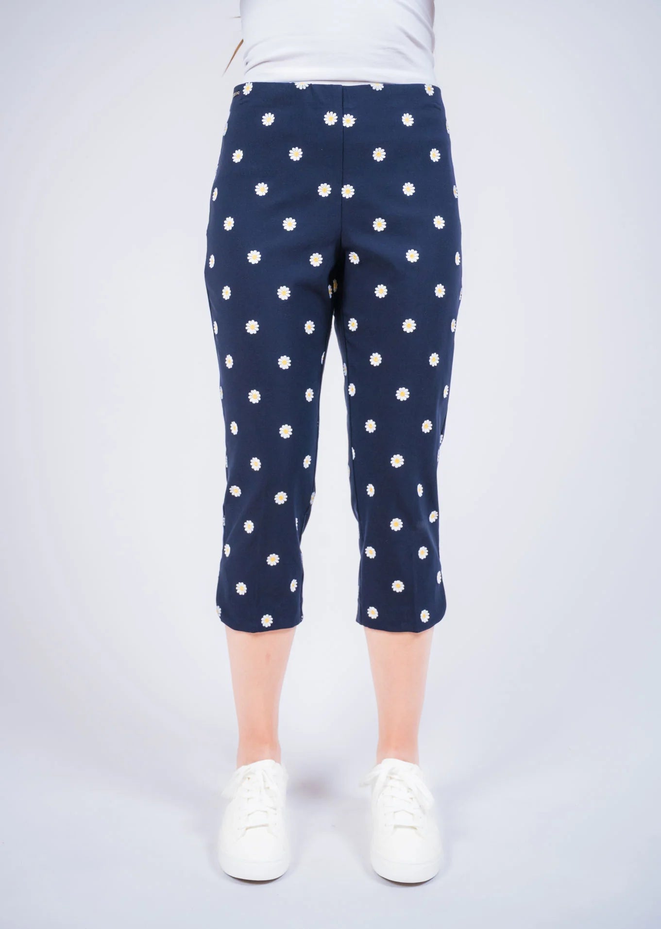 Embroidered Tulip Hem CapriBottomsPosh Boutique