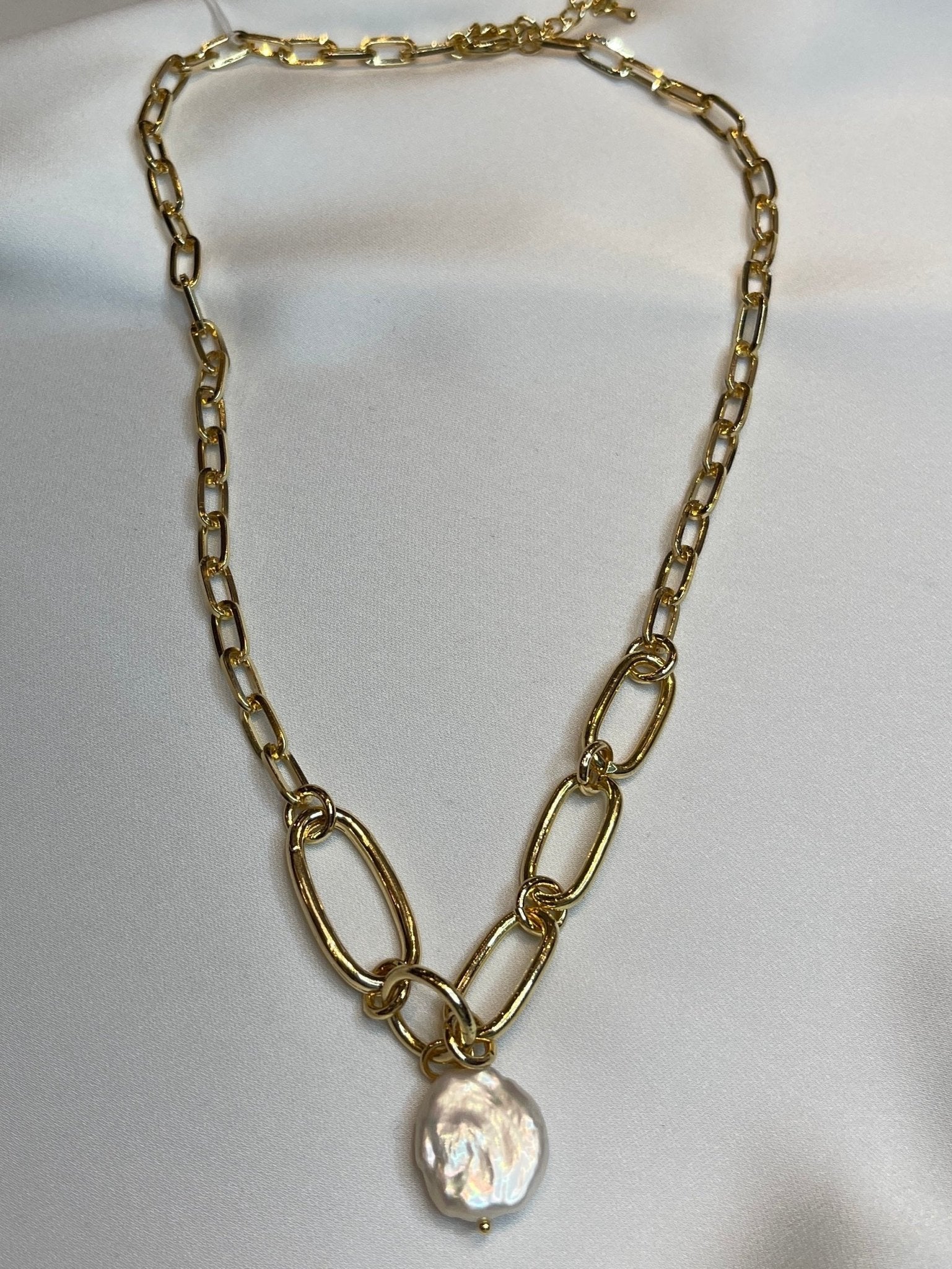 Enid NecklaceJewelryPosh Boutique