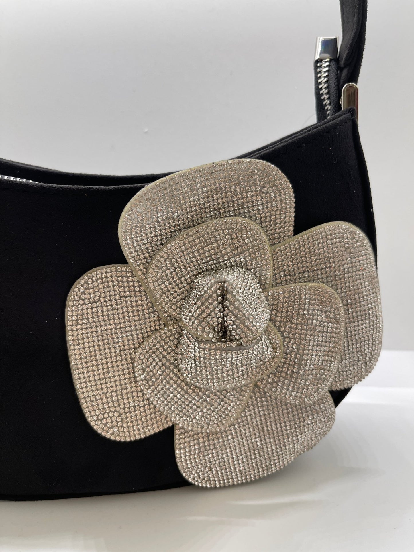 INZI Floral Shoulder BagHandbagsPosh Boutique