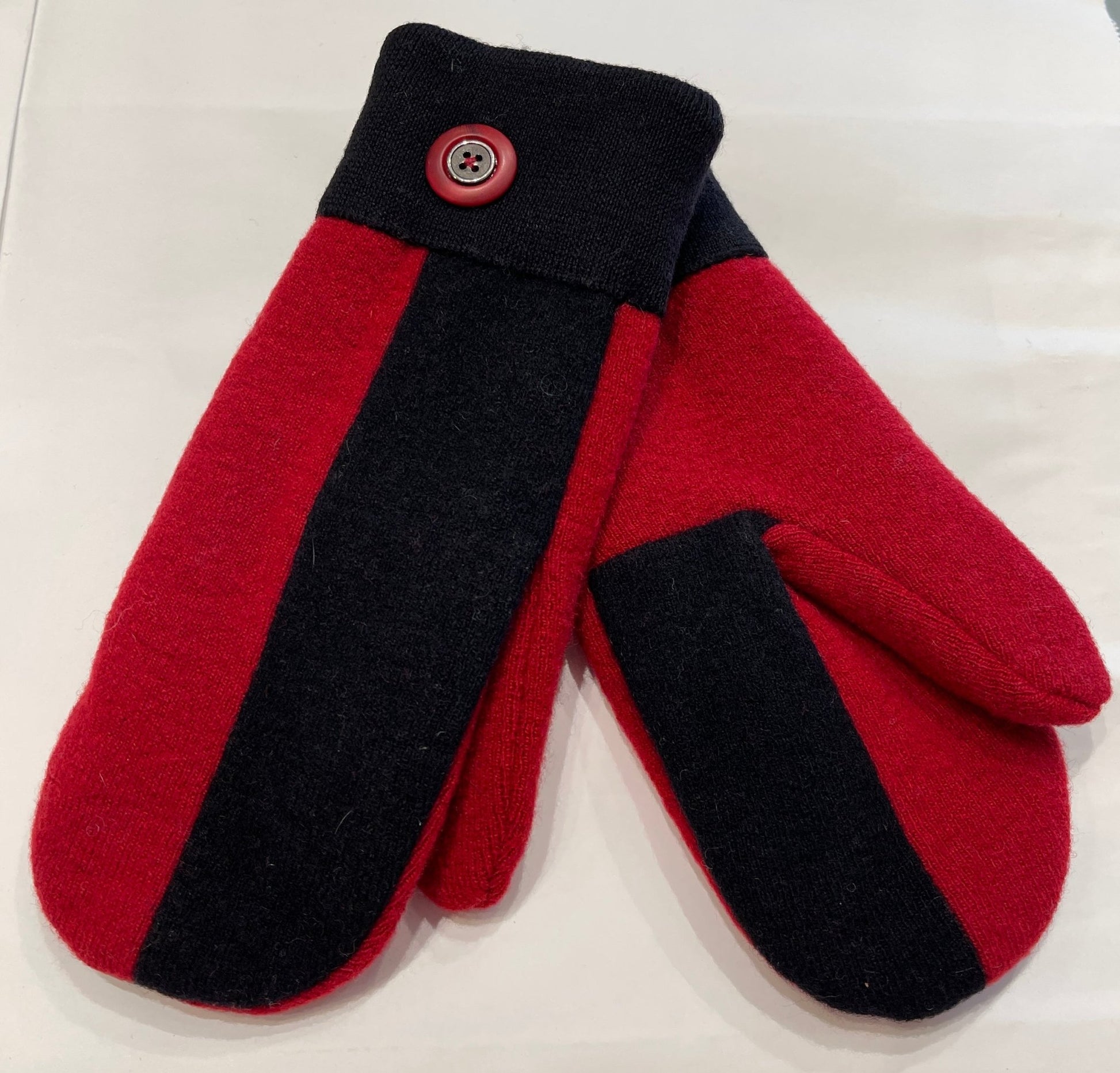 Lady MittensPosh Boutique