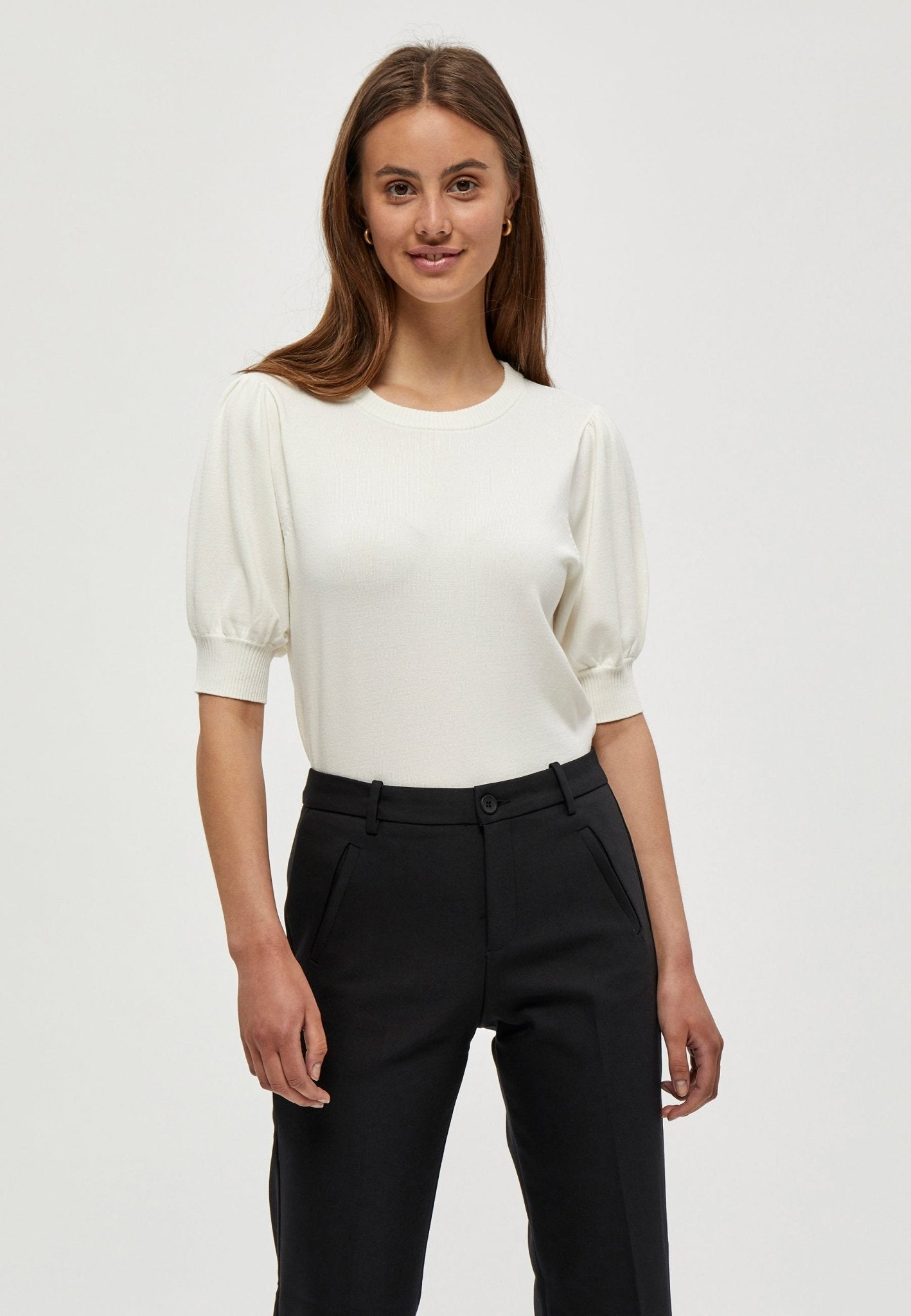 Liva Black Knit TeeSweatersPosh Boutique