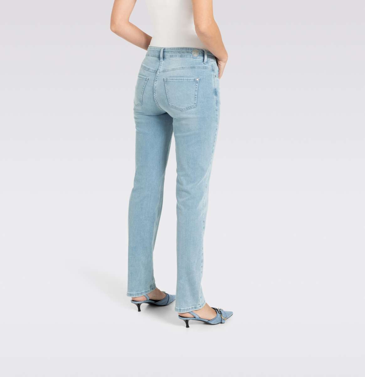 MAC Dream Straight Leg JeansDenimPosh Boutique