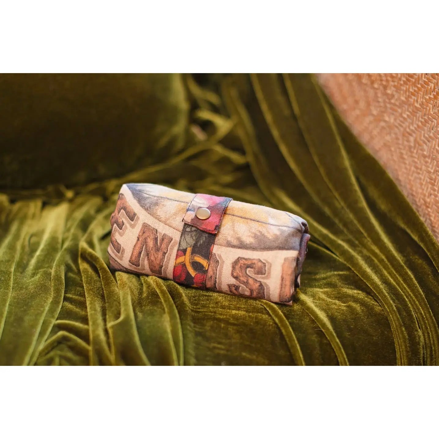 Market of Stars Love & Truth Linen Tote BagHandbagsPosh Boutique