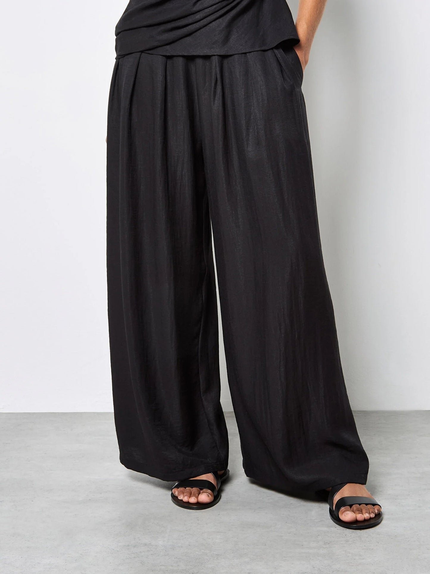 Pleated Twill TrousersPantsPosh Boutique