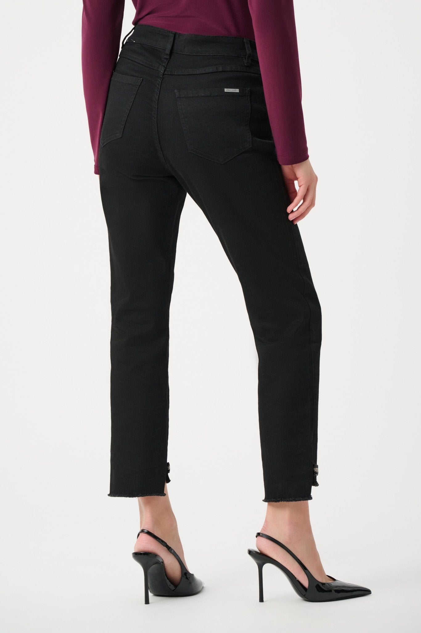 Slim Leg Jeans With Bead DetailPosh Boutique