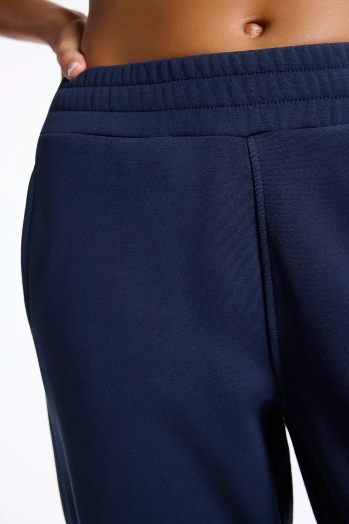 Ultra Soft Fleece Barrel Leg PantBottomsPosh Boutique