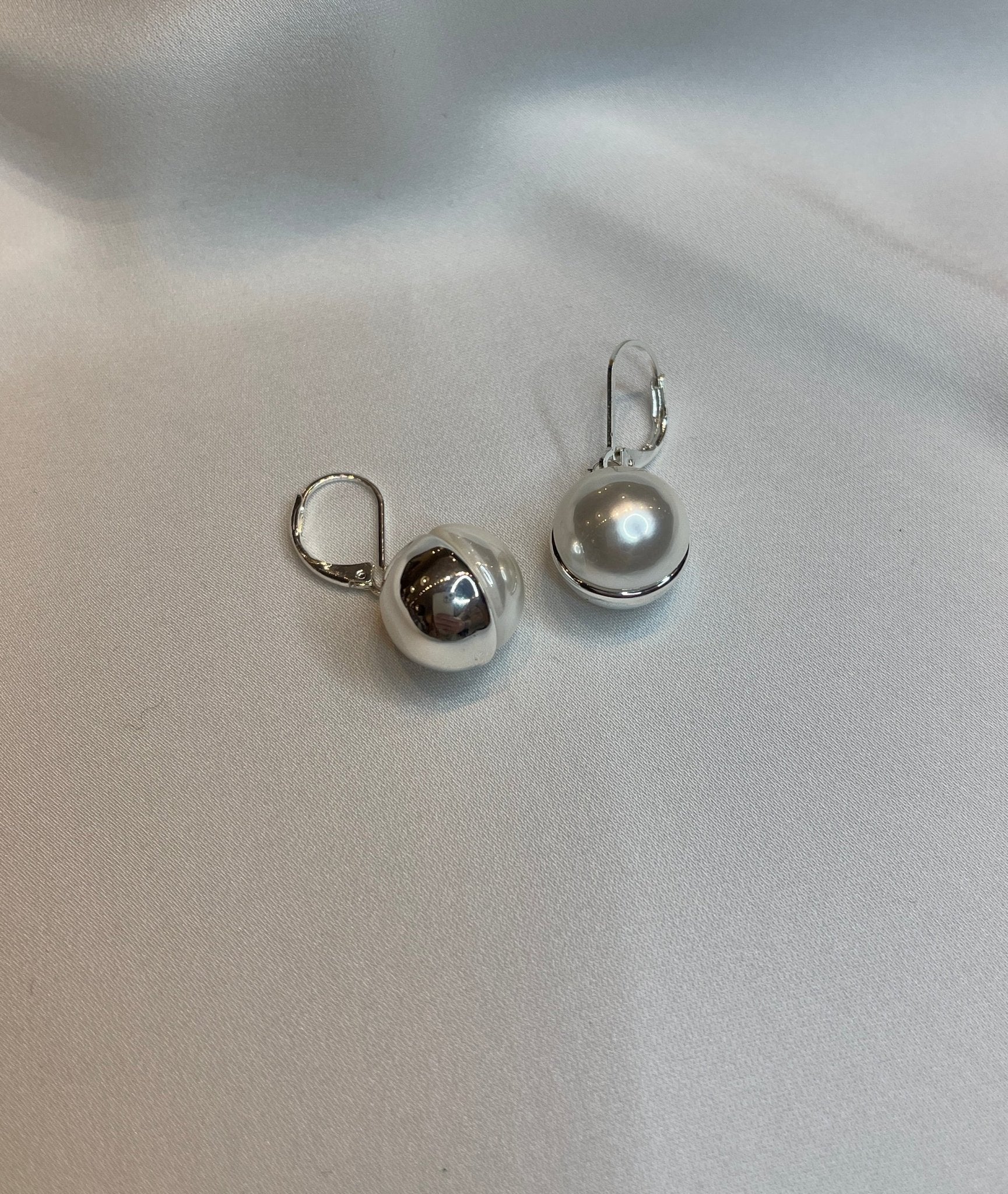 Vera EarringsJewelryPosh Boutique